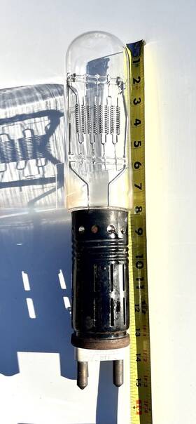 Sylvania #5607 Vintage Dty 10 000 W 120v Cinema Mogul Bi-post Light Bulb Lamp Stage Projector