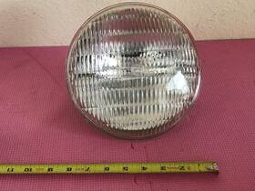 Ushio 675650000160 Used Ge 8 Inch Spot Lamp Par 64 - Ffr 1000w 120v Par64