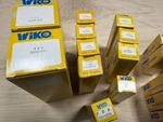 Wiko Halogen Lamps - Lot Of 32 New. Price: $85.00.